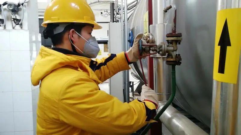 九点内部资料群「新奥2025年免费资料大全」逐渐显现的危机、时代作答落实解释